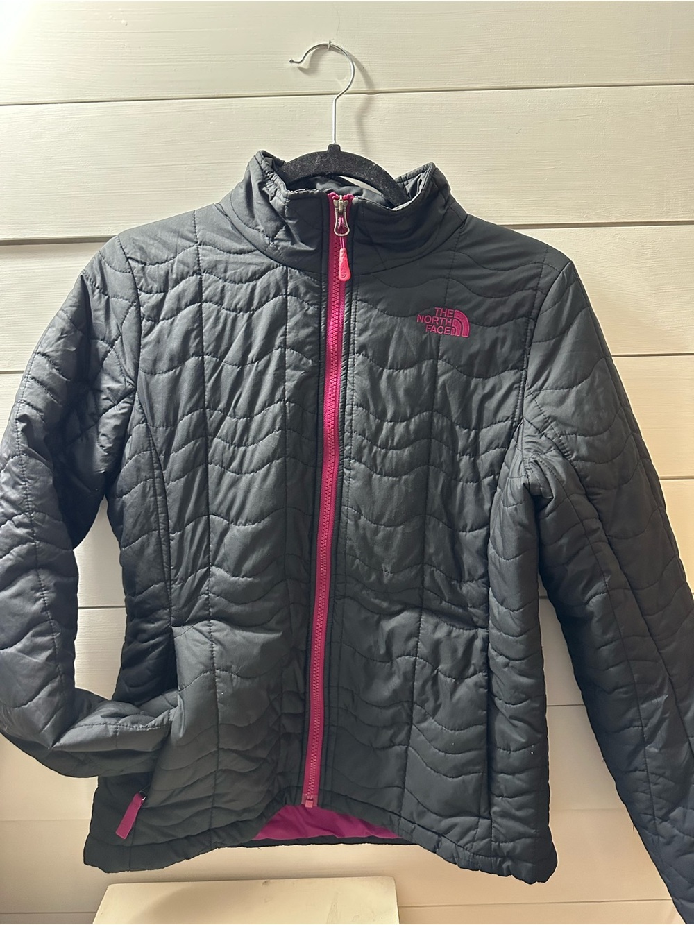 The North Face Womens Medium Quilted Jacket